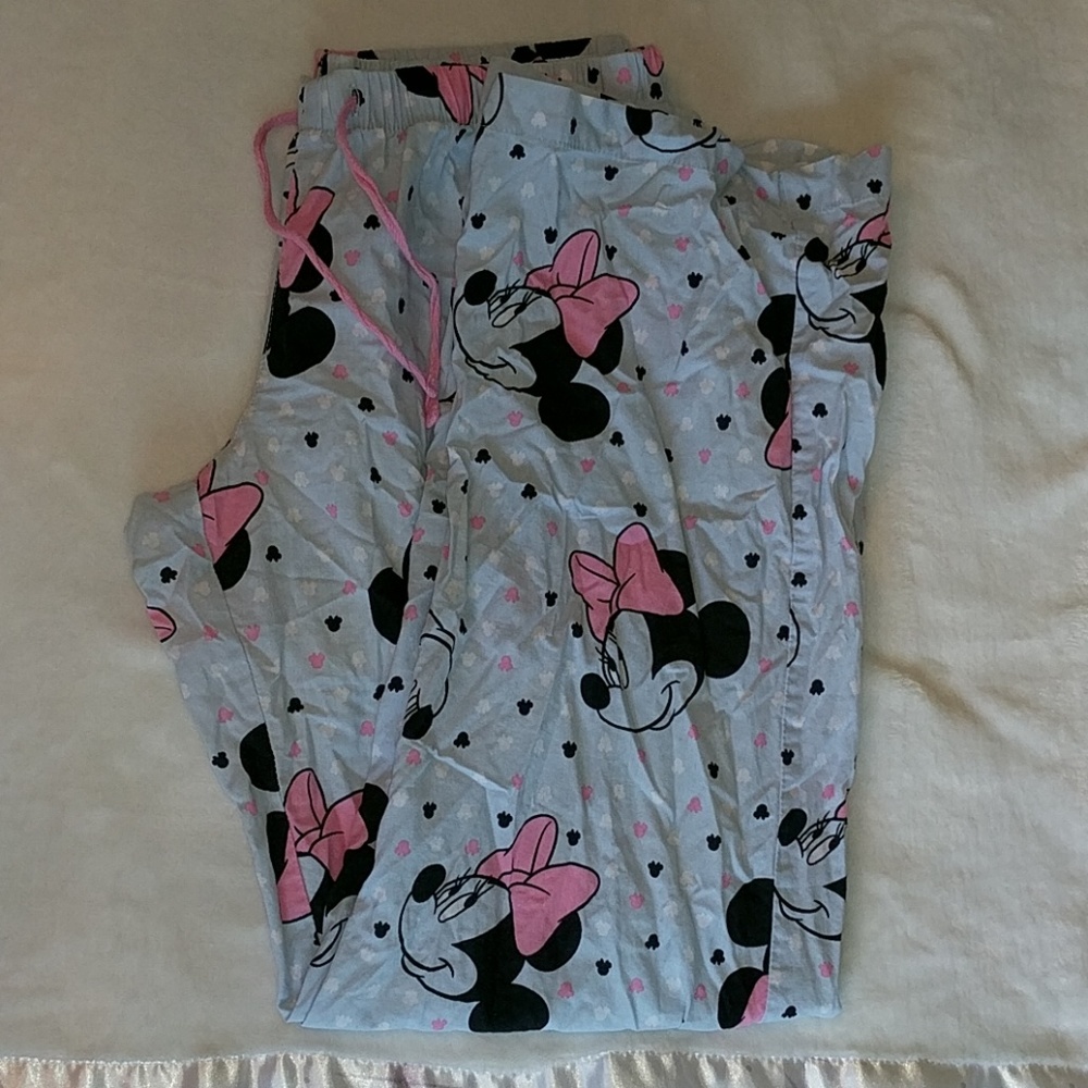 Disney mini mouse sleepwear